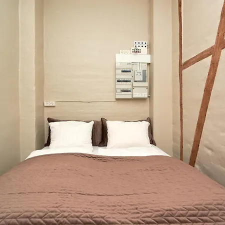 Scandinavian Style 3br In Centre *