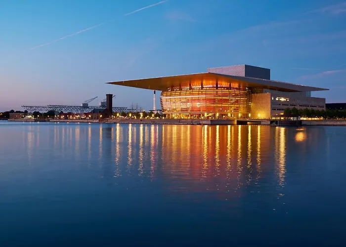 Scandinavian Style 3br In Centre Apartment