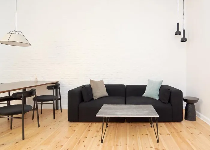 Scandinavian Style 3br In Centre *